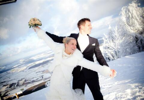 Winterhochzeit im Schnee